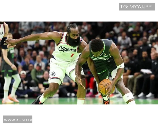 森林狼引导爱德华兹学习哈登技巧助力提升罚球能力与进攻效率