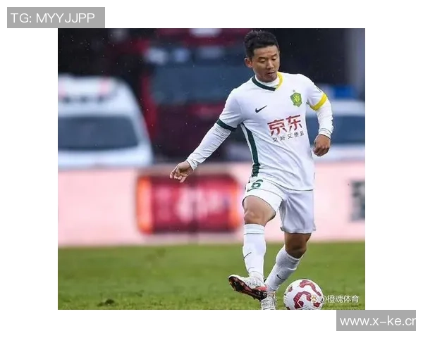 池忠国荣膺国安出战200场纪念李明亲自颁发特别球衣致敬球员贡献